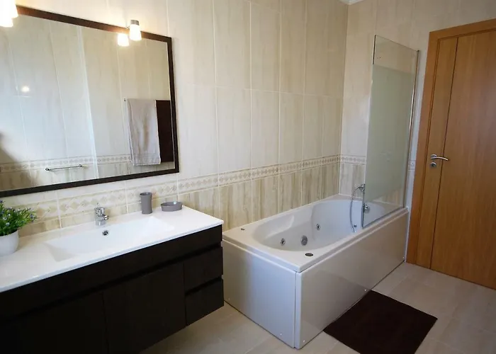 Edificio Iberico - Downtown Apartment
